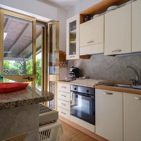 Rita A 200m Dal Mare Ferienhaus