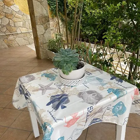 Rita A 200m Dal Mare